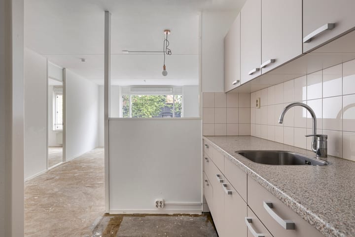 Photo 13 of Aagje Dekenstraat 50