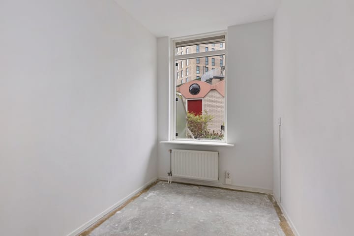 Photo 14 of Aagje Dekenstraat 50