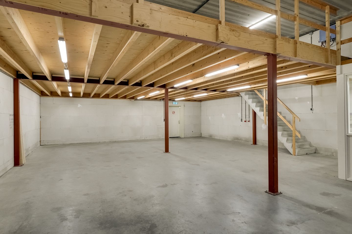 Bekijk foto 4 van Flemingstraat 38