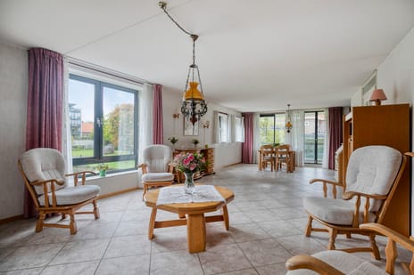 Robiniastate 5 secondary image