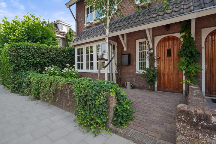 Foto 2 van Victorialaan 12