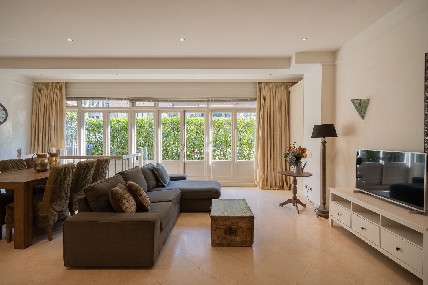 Photo 4 of Willemstraat 89