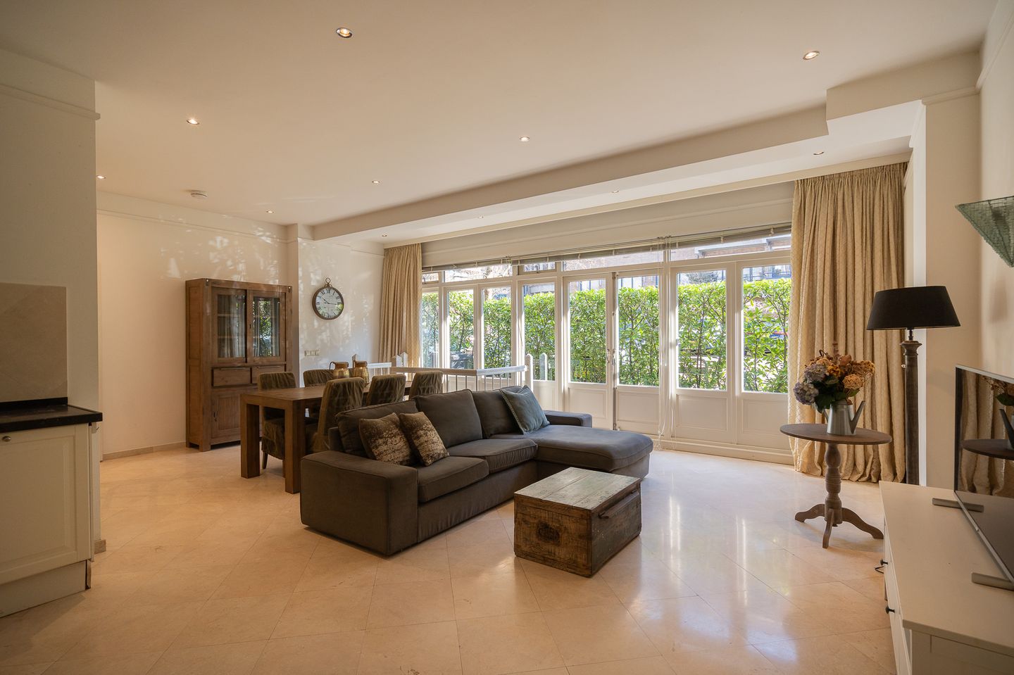 Photo 5 of Willemstraat 89