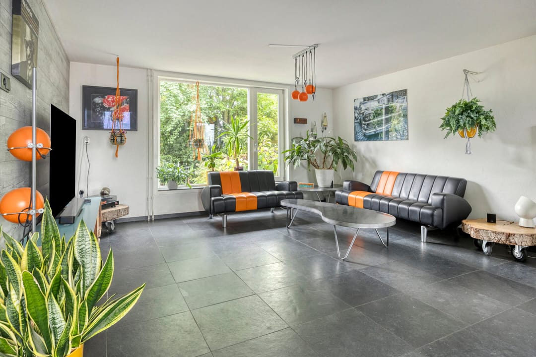 Foto 11 van Onderduikersweg 46-B