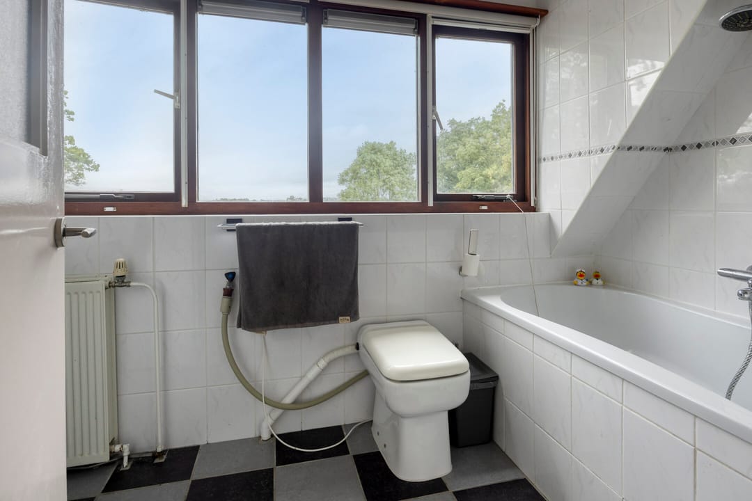 Foto 23 van Onderduikersweg 46-B