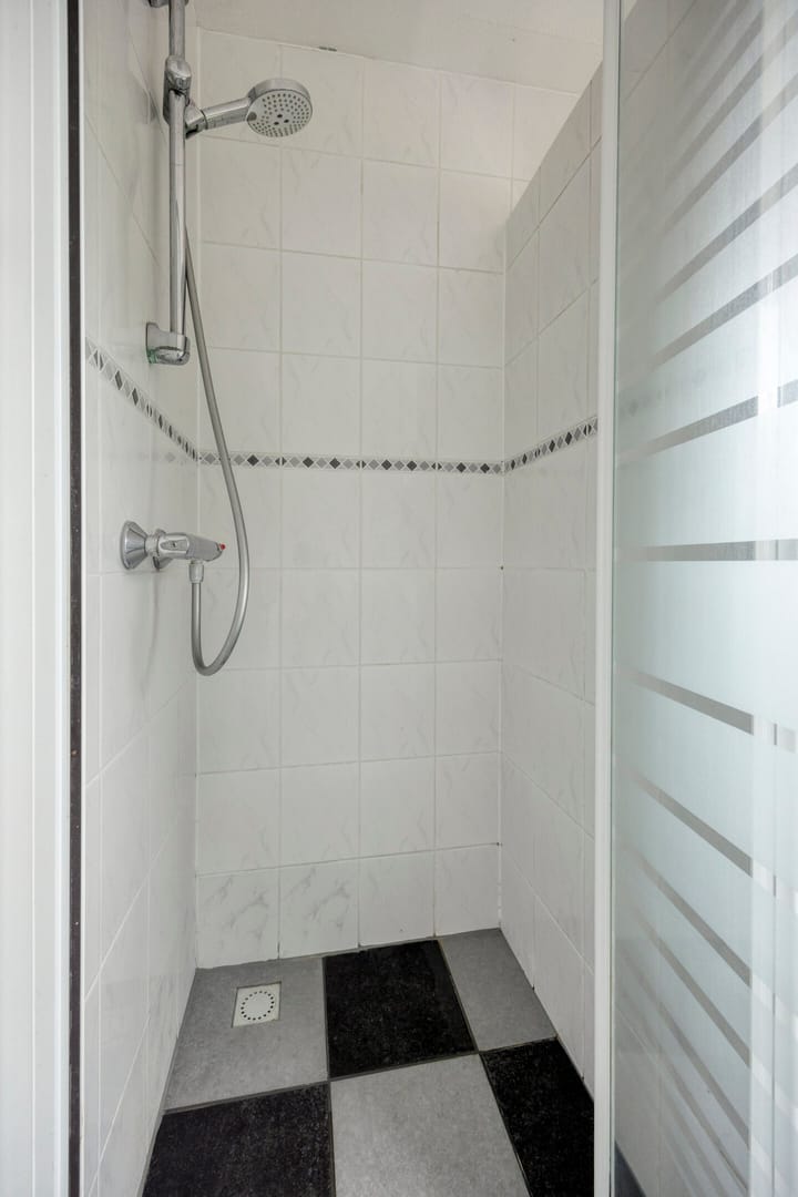 Foto 26 van Onderduikersweg 46-B