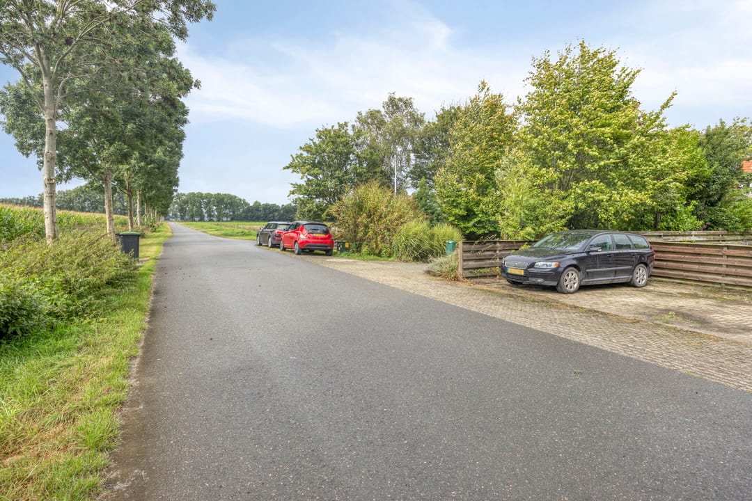 Foto 37 van Onderduikersweg 46-B