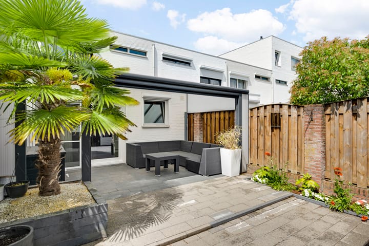 Photo 4 of Henisstraat 21