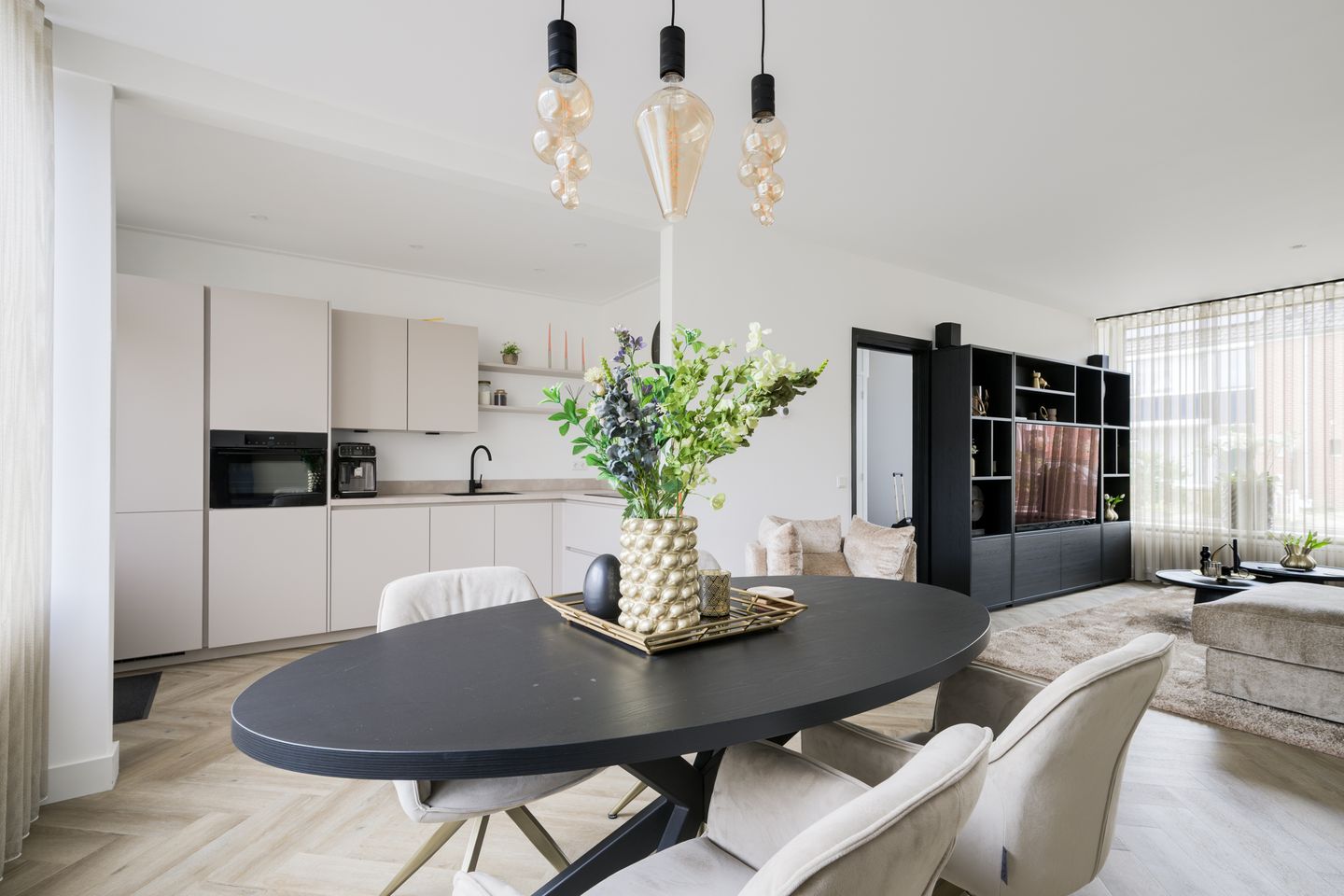 Foto 14 van Goudenregenstraat 9