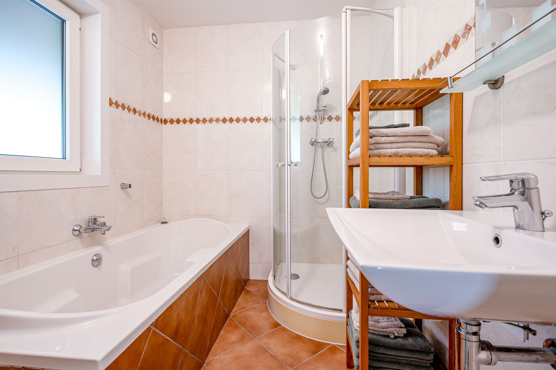 Foto 21 van Ruurloseweg 30