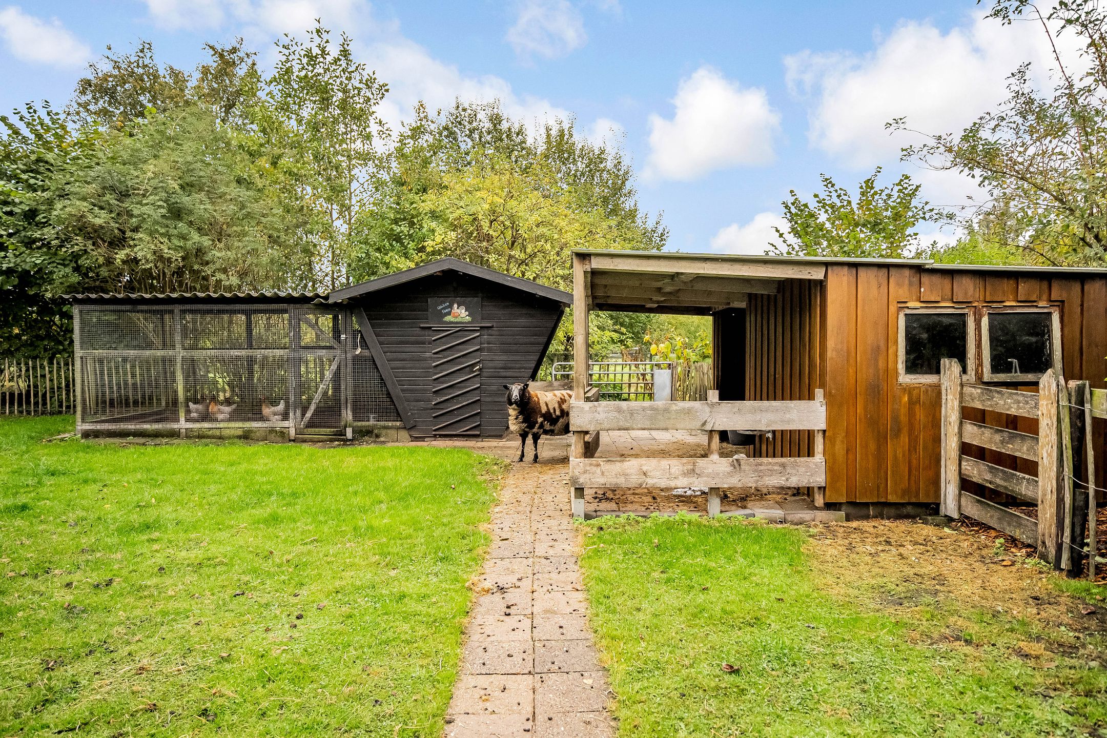 Foto 69 van Ruurloseweg 30