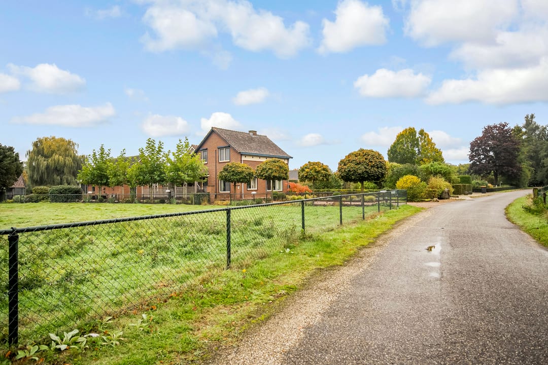 Foto 83 van Ruurloseweg 30