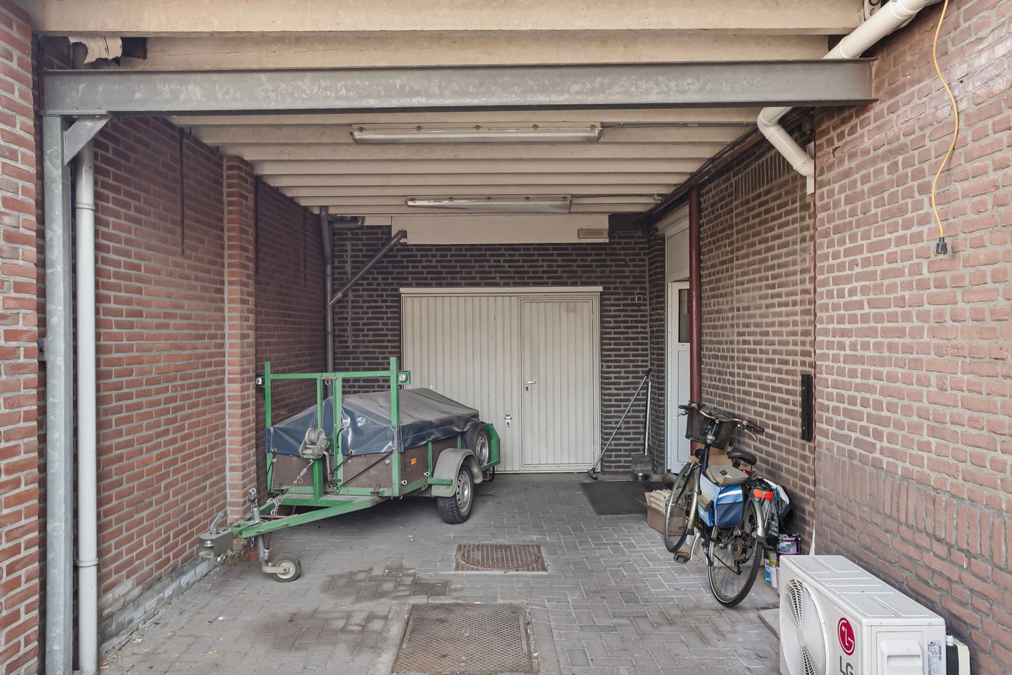 Foto 14 van Venrayseweg 2-A