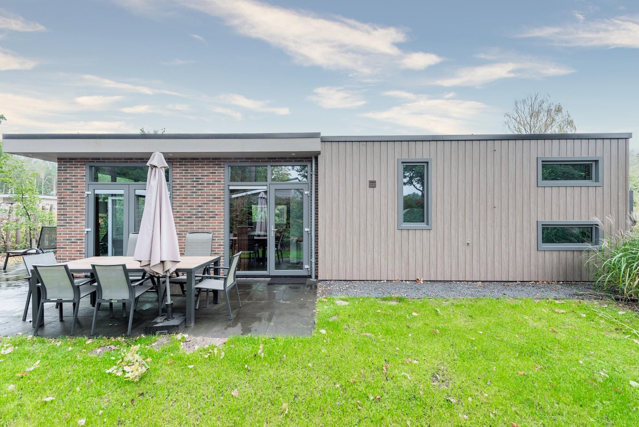 3-bedroom freehold villa in Beekbergen — photo 1 of 5
