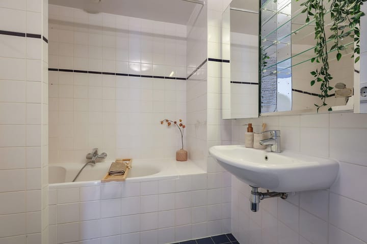 Foto 36 van Eerste Weteringdwarsstraat 54-C