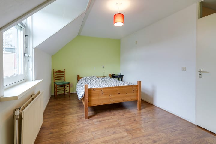 Foto 21 van Brandnetel 73