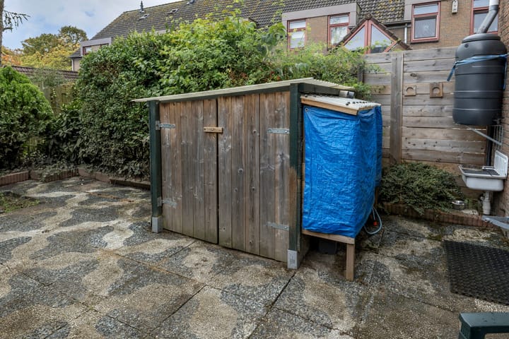 Foto 15 van Brandnetel 73