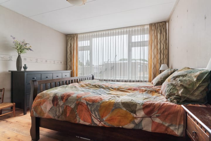 Foto 20 van Louis Couperusstraat 3