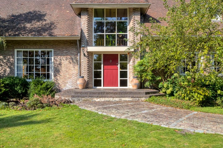 Photo 6 of Zuideindseweg 114