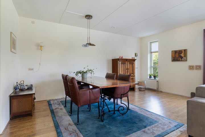 Foto 29 van Warmoesstraat 67-E