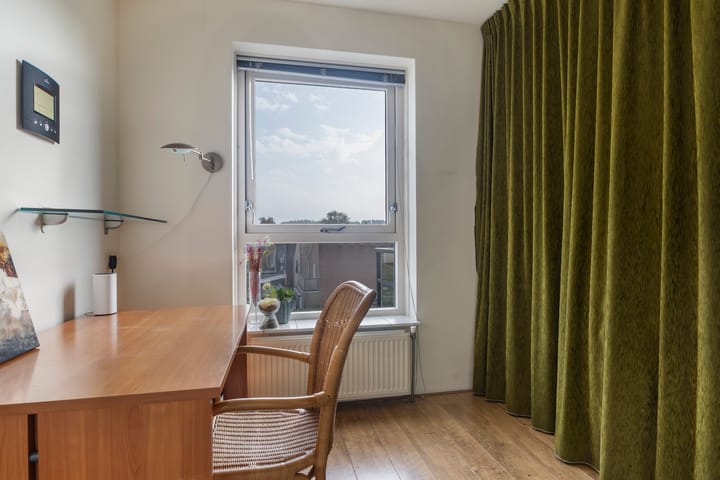 Foto 39 van Warmoesstraat 67-E