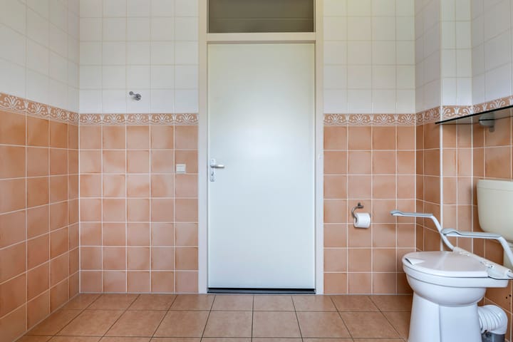 Foto 44 van Warmoesstraat 67-E