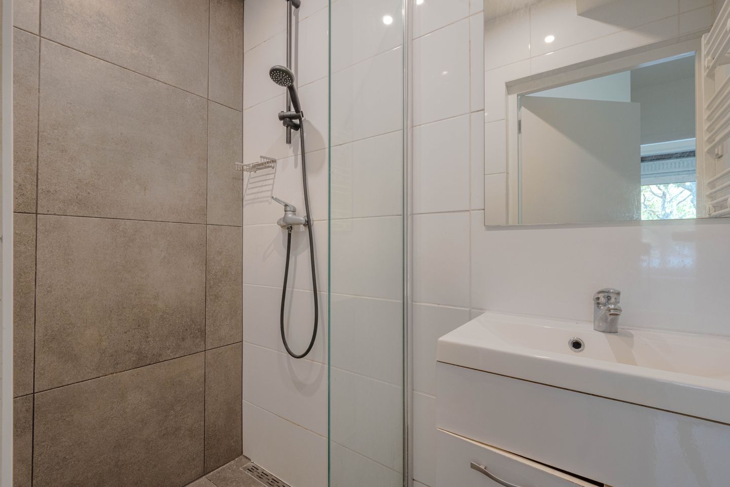 Photo 5 of Pleinweg 198-A