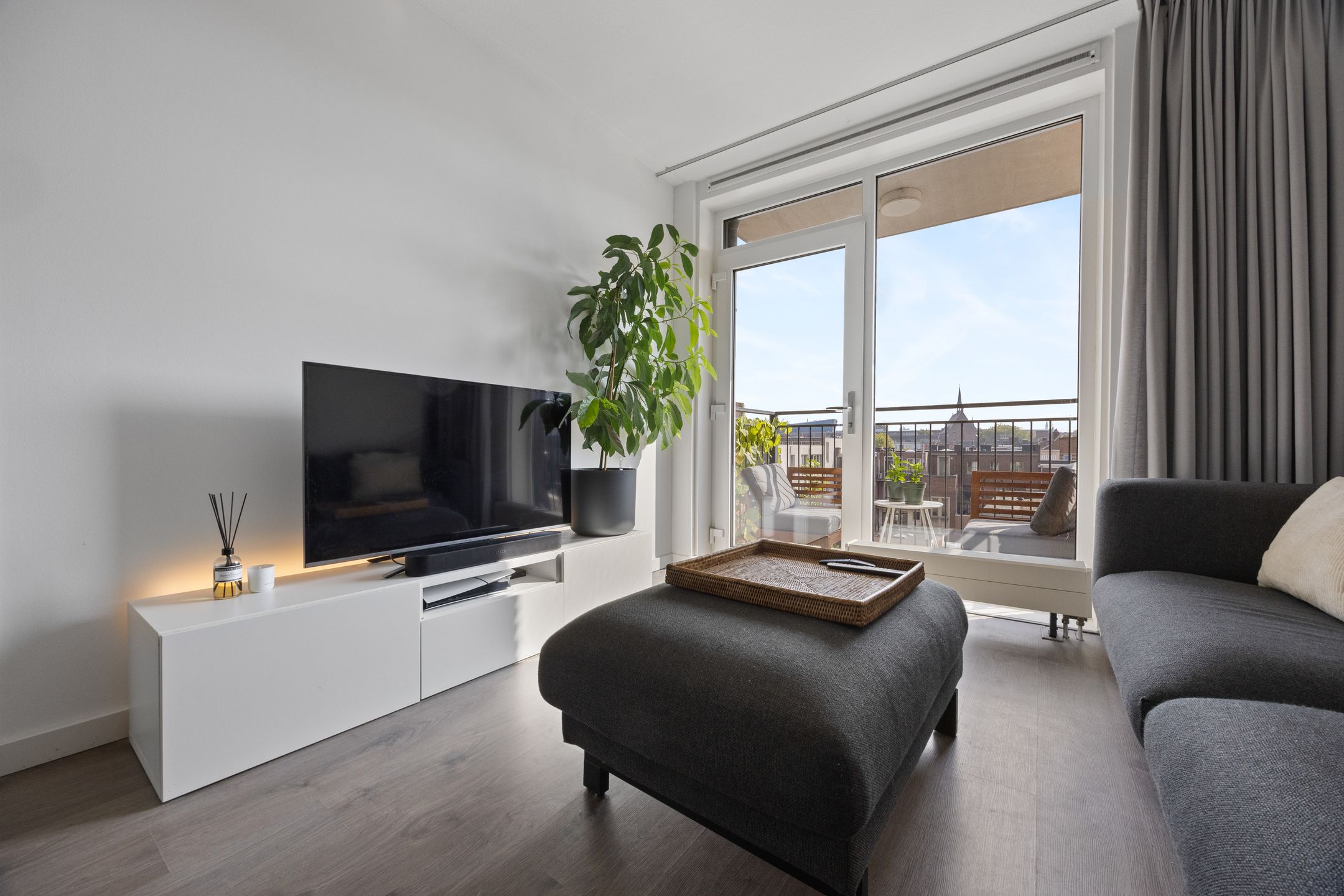 Foto 9 van Plein 1944 130-B