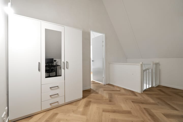 Foto 32 van Eikenhout 14