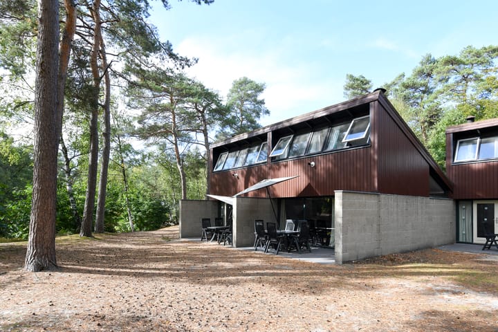 Photo 2 of Vennenbos 822