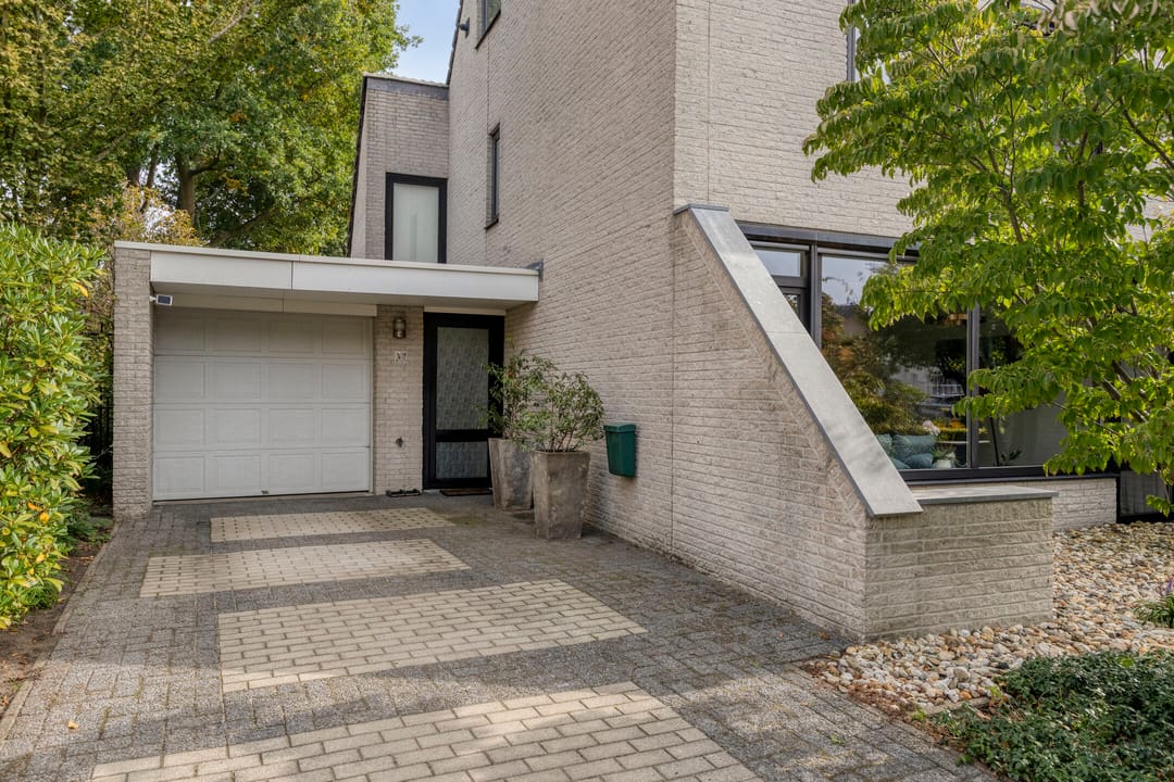 Photo 2 of Grote Dries 37