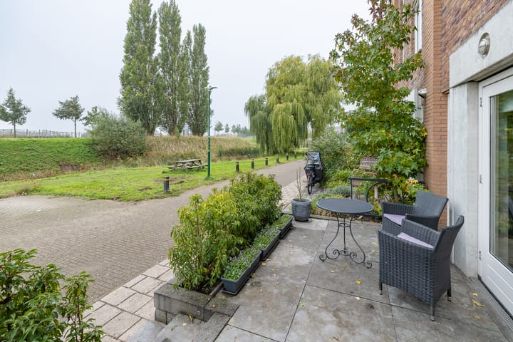 Photo 6 of Witmos 14