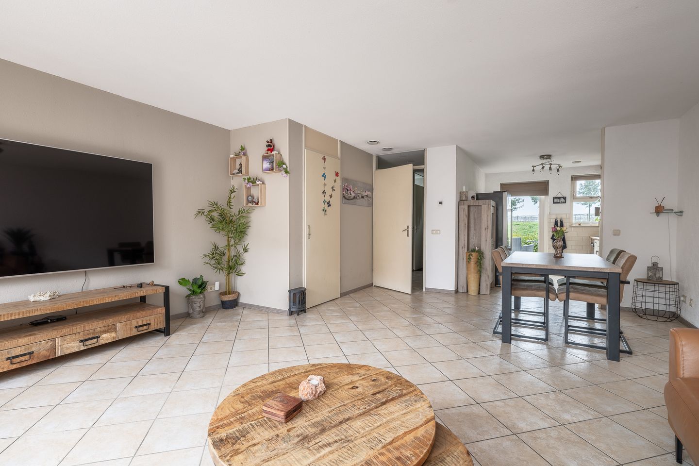 Photo 10 of Witmos 14