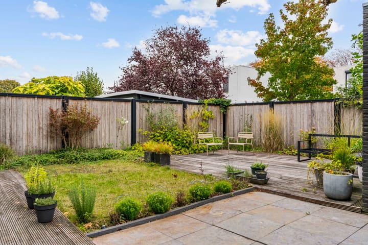 Photo 34 of Burton Jostweg 21