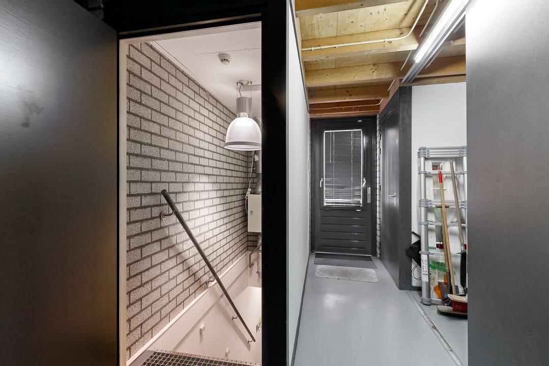 Foto 38 van Burton Jostweg 21