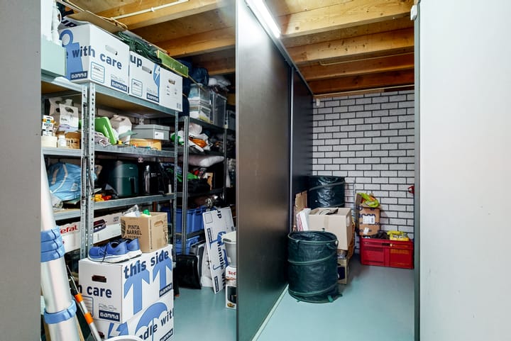 Photo 44 of Burton Jostweg 21