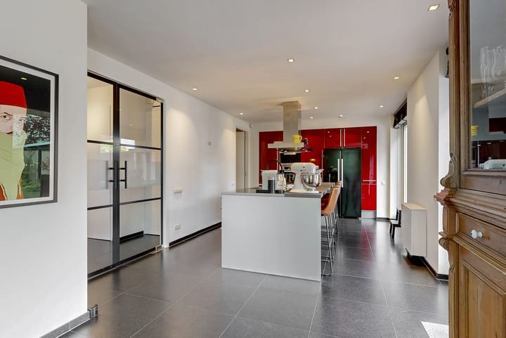 Photo 12 of Burton Jostweg 21