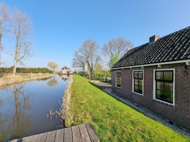 Photo 3 of Bospad 17