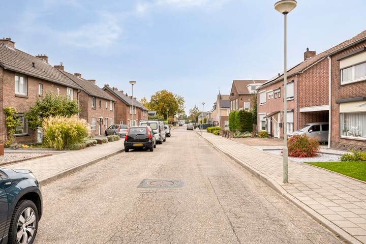 Foto 4 van Bernadettelaan 50