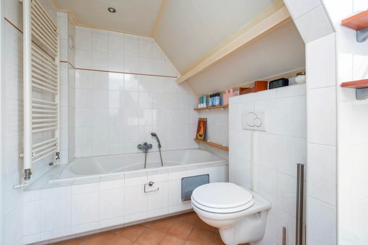 Photo 11 of Komijn 1