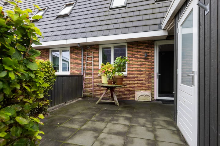 Foto 6 van Nelson Mandelahof 61