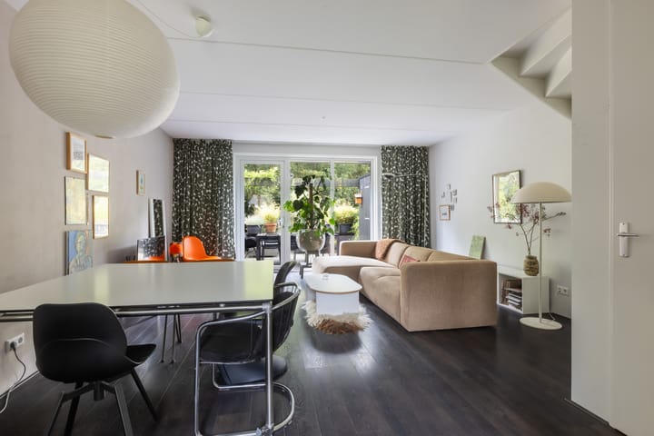 Foto 12 van Nelson Mandelahof 61