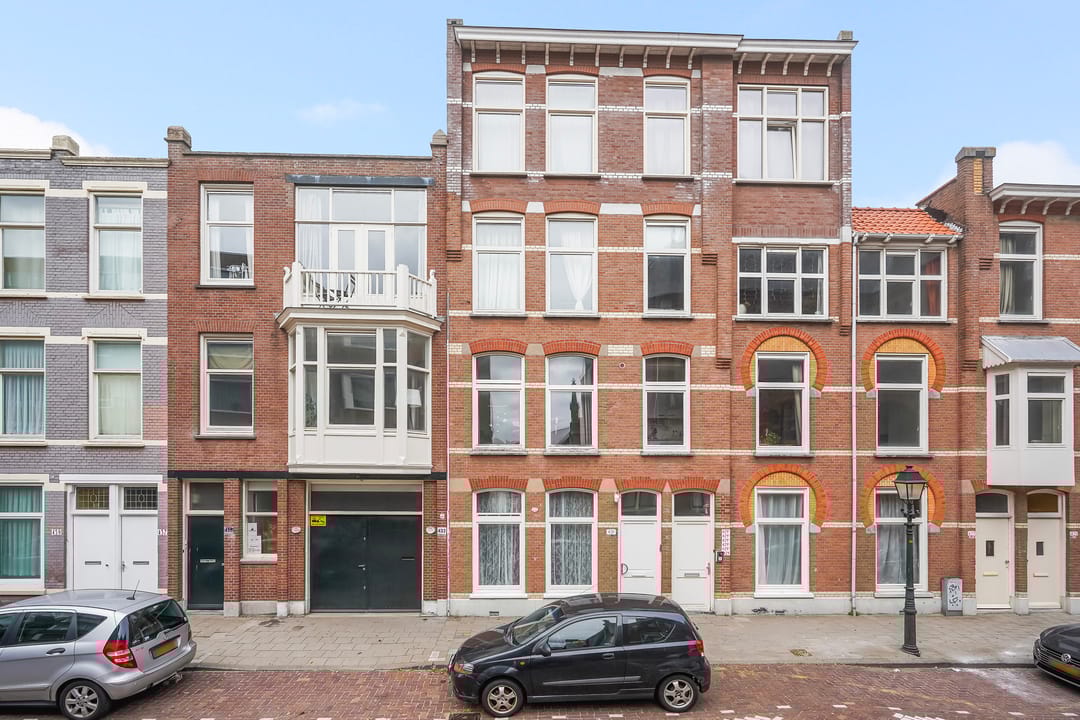 Photo 2 of Newtonstraat 431