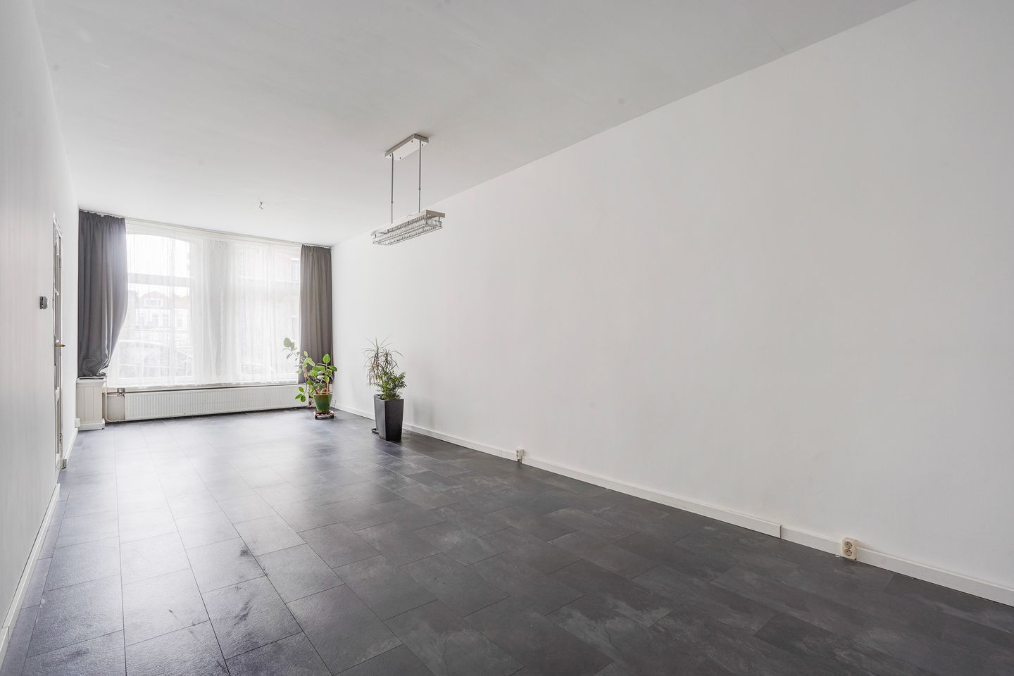 Photo 25 of Newtonstraat 431