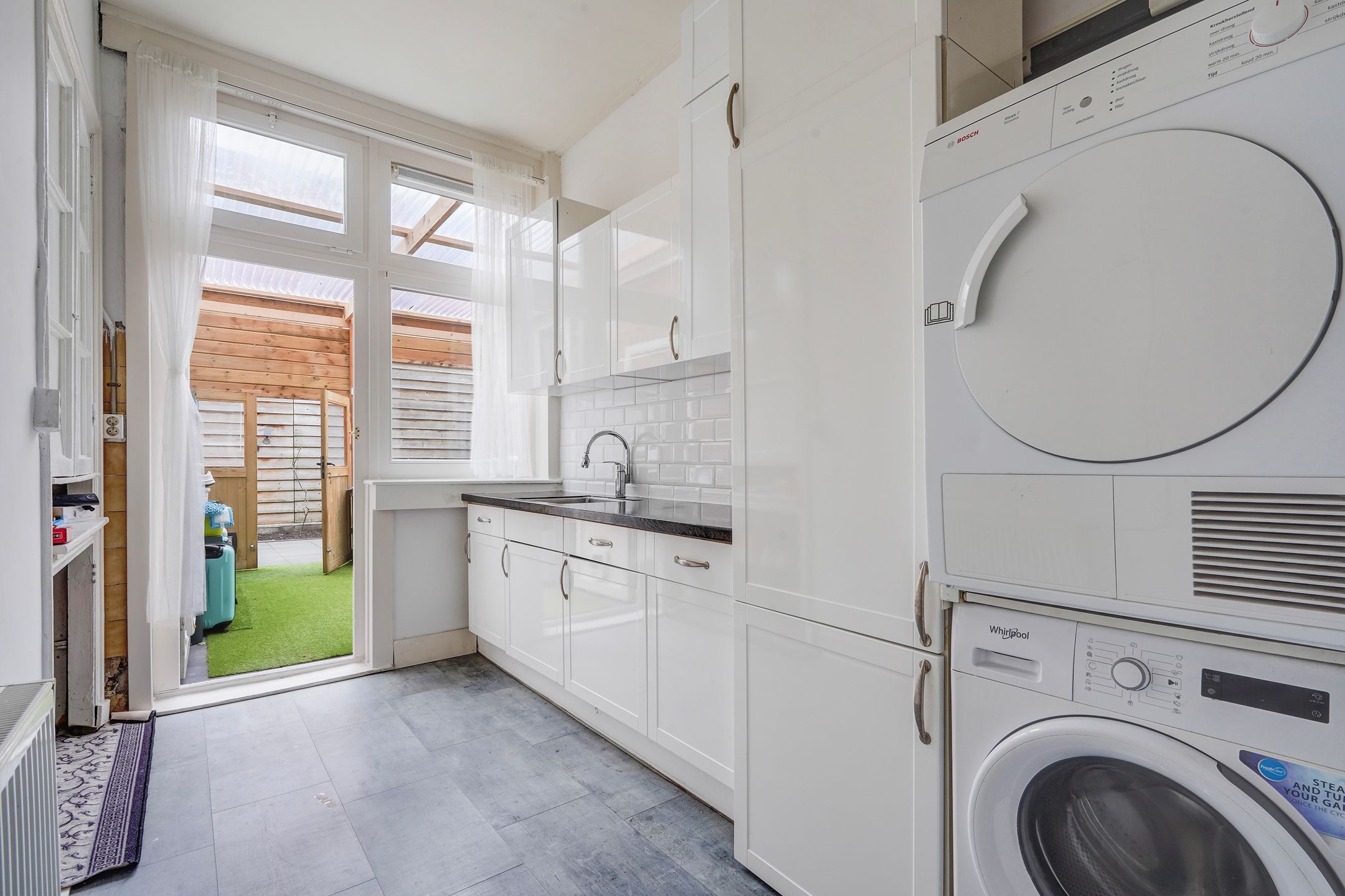 Photo 27 of Newtonstraat 431