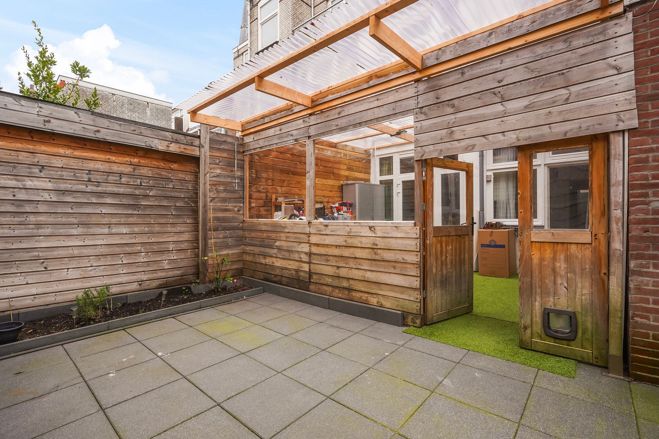 Photo 39 of Newtonstraat 431