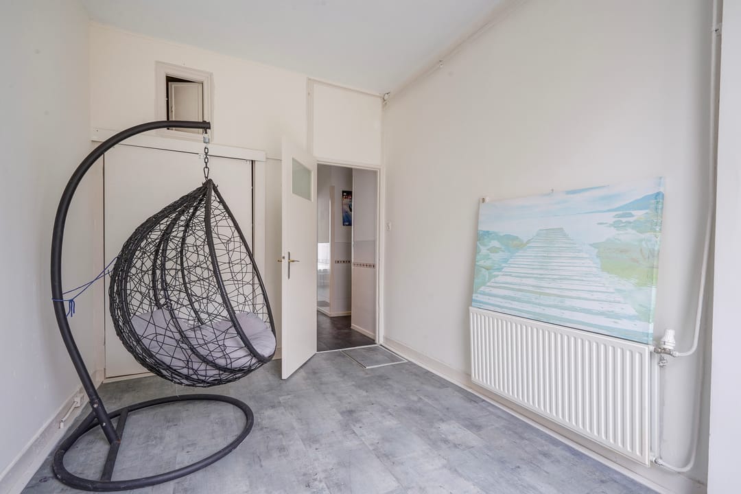 Photo 41 of Newtonstraat 431