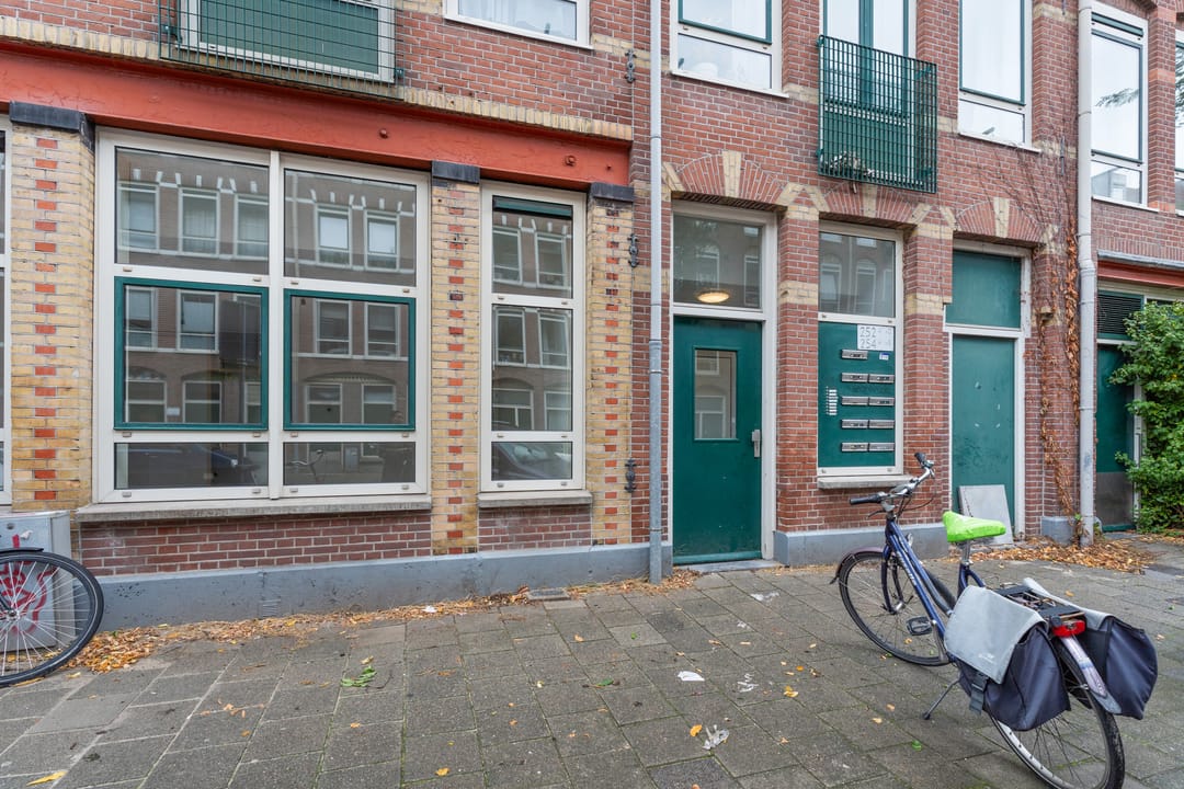 Photo 7 of Jacob van Lennepstraat 254-A