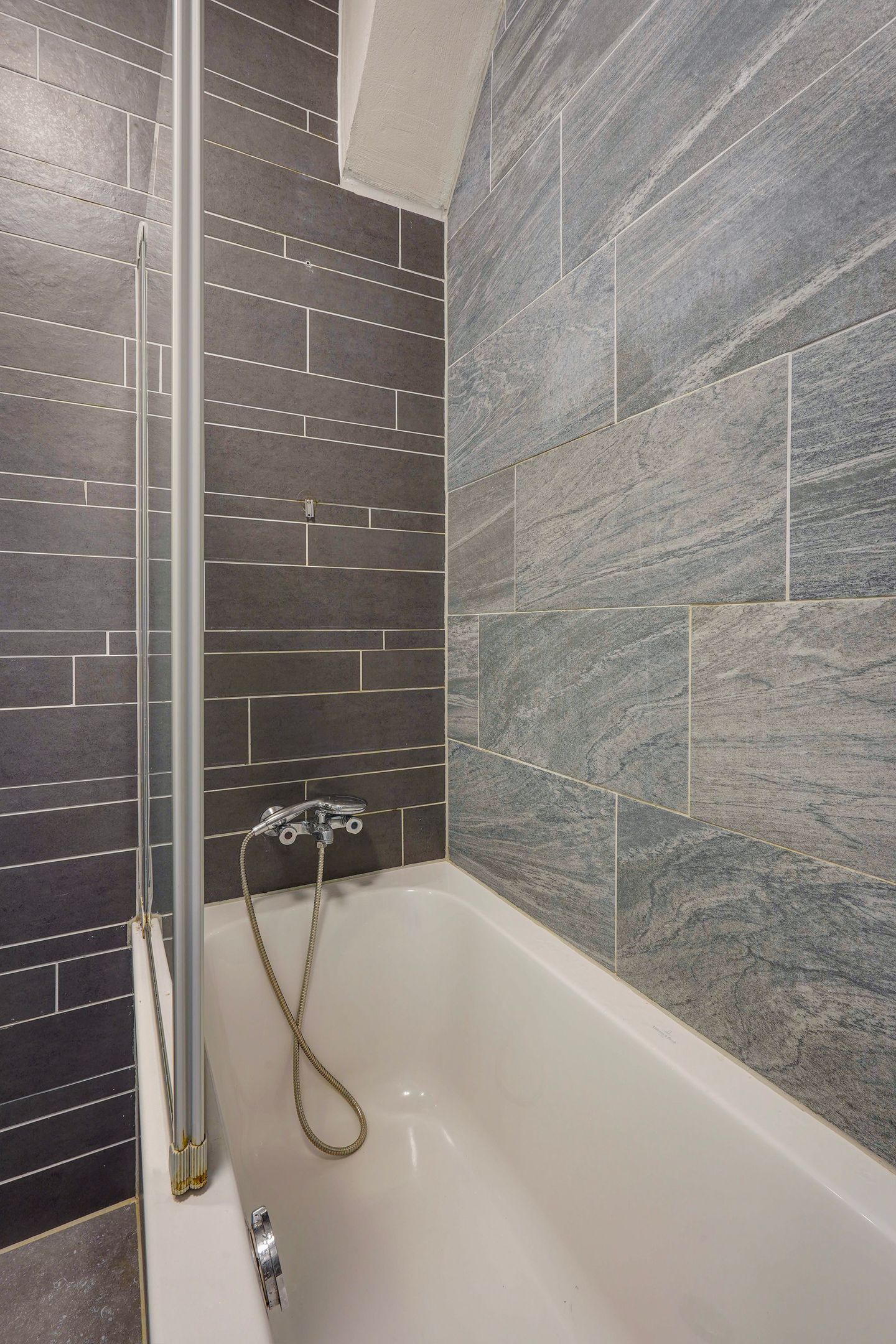 Photo 44 of Newtonstraat 431