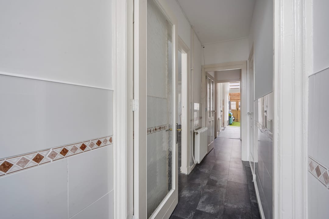 Photo 52 of Newtonstraat 431